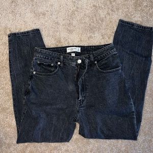 Abercrombie The Mom High Rise Jeans
